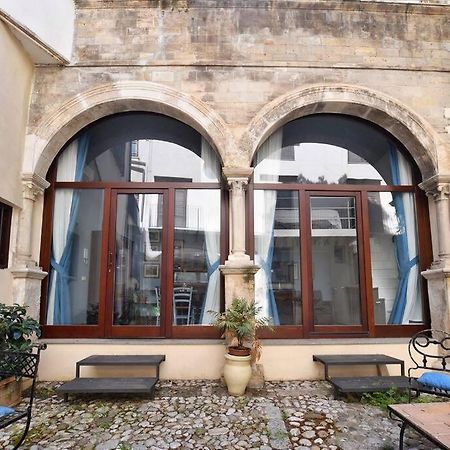 Apartamento Iflat Agli Archetti Del Centro Palermo Exterior foto